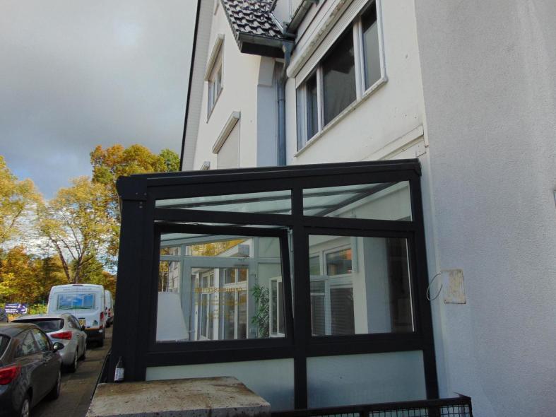 Wintergarten Ausstellung Frontansicht Seitenansicht