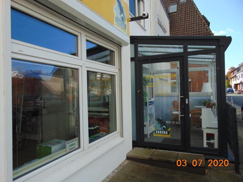 Wintergarten Ausstellung Frontansicht Seitenansicht