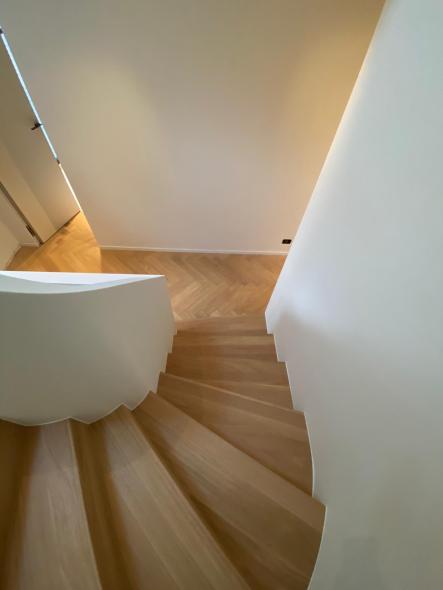 gewendelte Treppe Holz