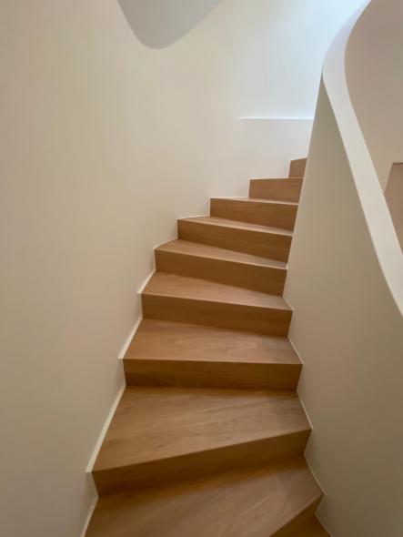 gewendelte Treppe Holz